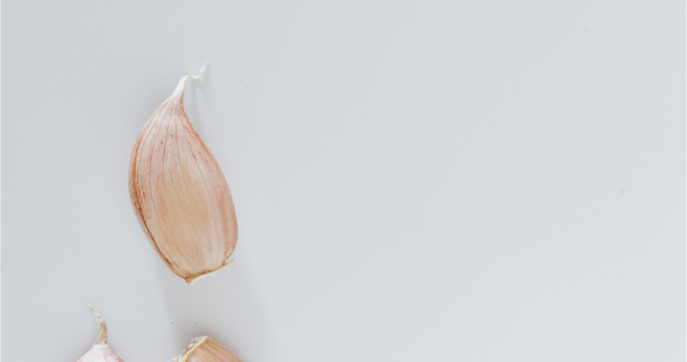 Garlic Uncovered: Biology, Chemistry, and Culinary Uses